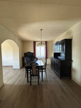 Bild 3 - 7 Zimmer Reihenendhaus in Saarbrücken