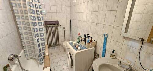 Wohung UG rechts - Bad - 