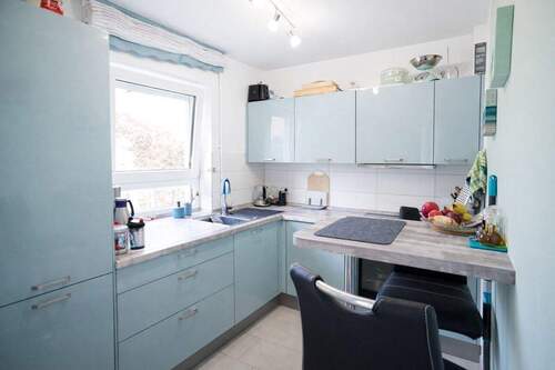 Küche mit moderne Einbauküche - 