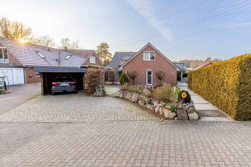 Außenansicht - 5 Zimmer Einfamilienhaus zum Kaufen in Adendorf