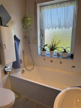 Bad mit Fenster - 