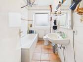 Badezimmer (EG) - 