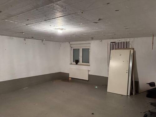 Bild 2 - Halle zur Miete in Bornheim