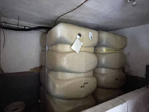 Tanks im Nebengelass - 