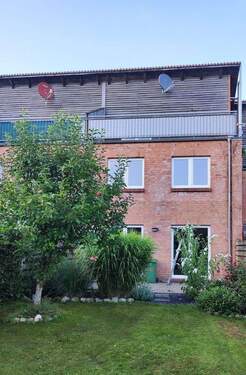 Hausansicht Rückseite - 3 Zimmer Reihenmittelhaus zur Miete in Albersdorf