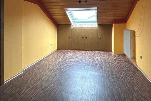 weiteres Zimmer im OG - 