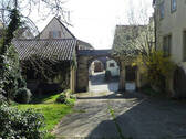 Hof_histor. Torbogen - 1 Zimmer Mehrfamilienhaus, Wohnhaus zum Kaufen in Weikersheim
