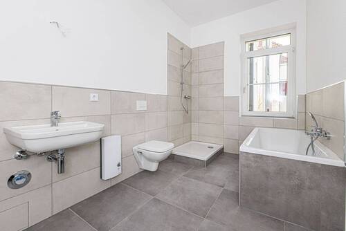 Badezimmer - 3 Zimmer Etagenwohnung in Leipzig