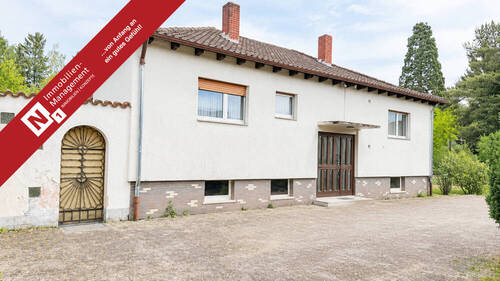 Titelbild - Renovierungsbedürftiges Einfamilienhaus auf einem über 5000 m² großen Grundstück