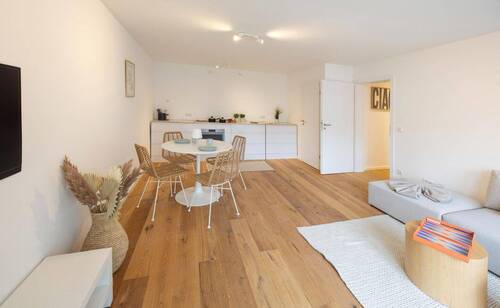 Wohnen-/Essen - Etagenwohnung mit 61,00 m&sup2; in München zum Kaufen