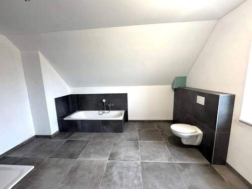 hell und sehr großzügig - 