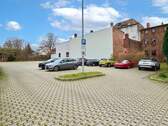 Parkplatz - Mehrfamilienhaus, Wohnhaus in Oschersleben zum Kaufen