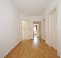 Attraktive 3-Raum-Wohnung mit großer Wohnküche und Einbauküche - Zwickau Innenstadt