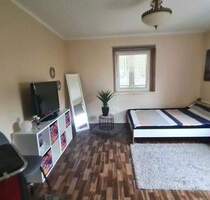 Mehrfamilienhaus mit Garage und viel Grünfläche zu verkaufen! - Ohrenbach Oberscheckenbach