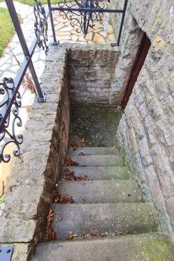 Treppenabgang zum separaten Keller - 