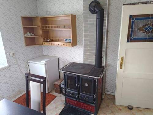 EG: Küche - 1 Zimmer Mehrfamilienhaus, Wohnhaus in Ohrenbach