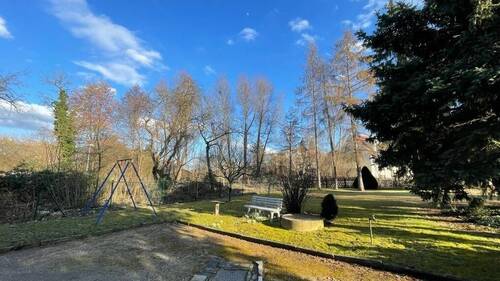 Blick Südost - Einzigartiges Grundstück & grüne Oase