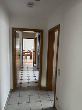 Bild 3 - 4 Zimmer Etagenwohnung in Leimen