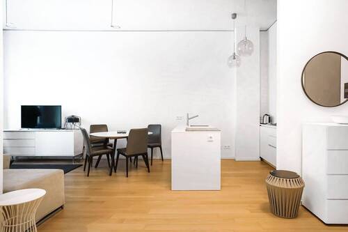 Wohn- und Essbereich - 2 Zimmer Etagenwohnung in Berlin