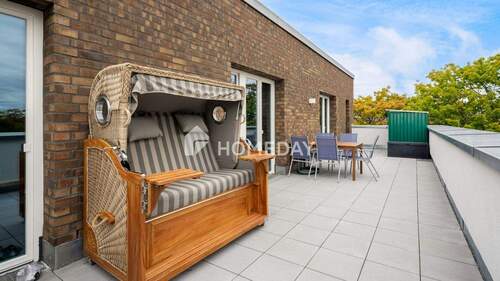 Dachterrasse 1 - Über den Dächern: Exklusive Dachgeschosswohnung mit großer Sonnenterrasse - im Herzen von Schleswig