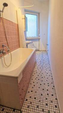 Wannenbad - Etagenwohnung mit 59,80 m² in Mannheim zur Miete