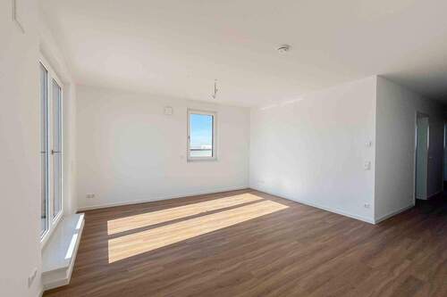 Wohnzimmer - Einfamilienhaus in Schönefeld zum Kaufen