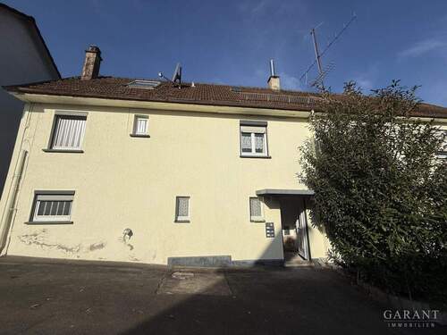 Hauseingang - 1 Zimmer Mehrfamilienhaus, Wohnhaus zum Kaufen in Rudersberg