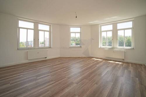 Wohnbereich I - 2 Zimmer Etagenwohnung in Chemnitz