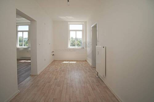 Flur und offener Kochbereich - 