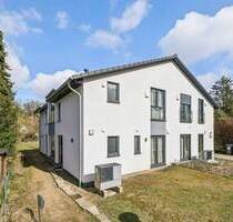 Architektur trifft Design: Hochwertige DHH in den Walddörfern - Hamburg Wohldorf-Ohlstedt