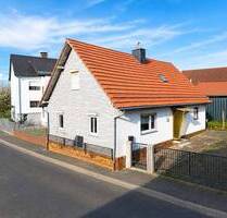 Seltene Kombination: Wohnhaus plus Freizeitgrundstück in Weihernähe in Wächstersbach Wittgenborn - Wächtersbach