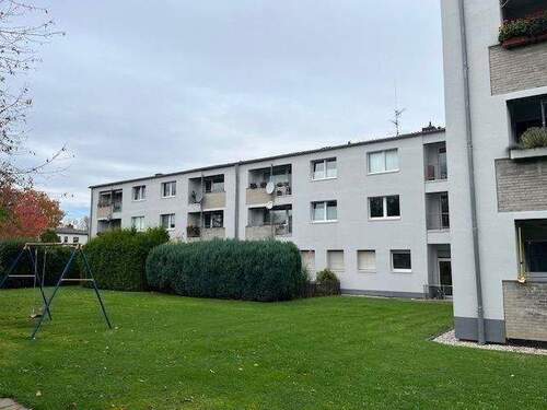 Rückansicht- Teil - Wohn- und Geschäftshaus in Jülich