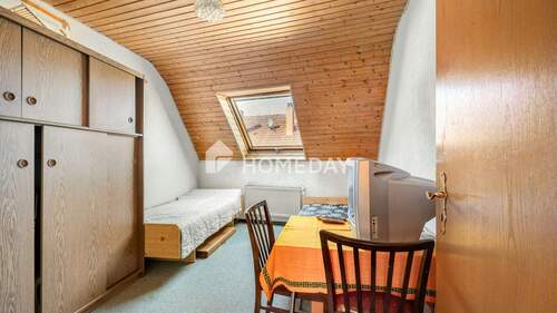 1. OG Elternschlafzimmer 1 - 