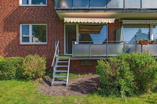 Balkon mit Treppe - 
