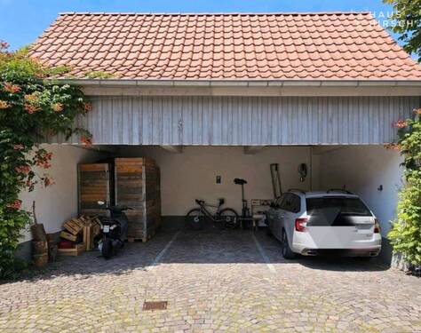 Carport - Mehrfamilienhaus, Wohnhaus mit 408,00 m&sup2; in Seeheim-Jugenheim zum Kaufen