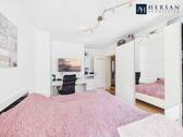Schlafzimmer I - 2 Zimmer Etagenwohnung in Aachen
