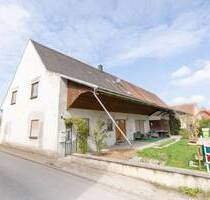 Zweifamilienhaus mit Scheune, Garten und vielseitigem Nutzungspotenzial - Schlüsselfeld Elsendorf