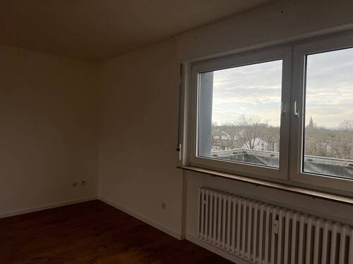 Wohn-und Schlafbereich - 1 Zimmer Etagenwohnung in Frankfurt am Main