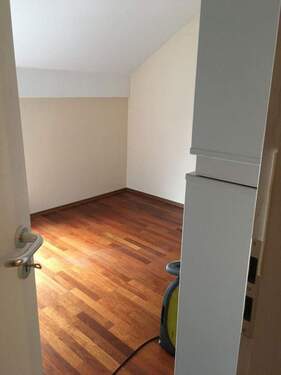 Kinder-/Arb.Zimmer - 