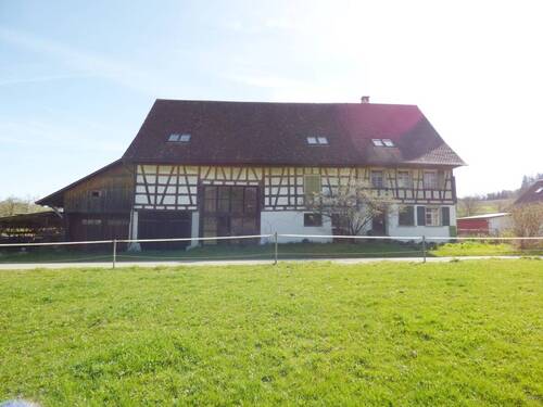 Haus_Westansicht - Bauernhaus, Landhaus mit 1,00 m&sup2; in Deggenhausertal zum Kaufen