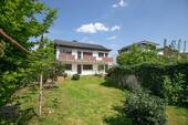 Gartenansicht - Beste Villenlage: Freistehendes Haus auf großem Südwest-Grundstück in Dreieich-Buchschlag