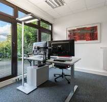 Vielseitig nutzbare Gewerbefläche - linke Einheit des Ensembles in zentraler Lage von Moitzfeld - Bergisch Gladbach