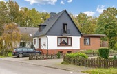 Giebelseite zur Einfahrt - Einfamilienhaus mit 95,00 m² in Ottersberg zum Kaufen