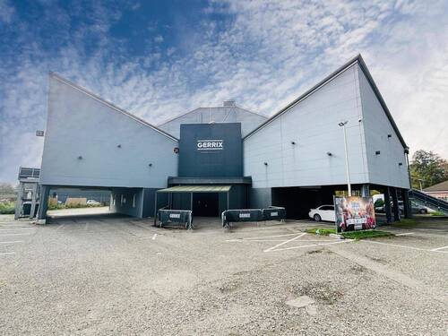 Aussenansicht - Eventlocation-Diskothek auf großem Grundstück in gefragter Lage