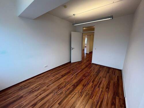 3.jpg - 4 Zimmer Büro in Hamburg