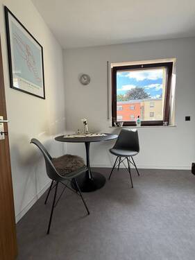 PHOTO-2025-09-16-16-54-30 (3).jpg - 2 Zimmer Etagenwohnung in Zirndorf