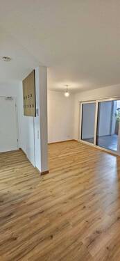 Wohnzimmer - Einziehen und Wohlfühlen - sehr schöne 3-Zimmer-Wohnung in ruhiger Wohnlage von Amberg