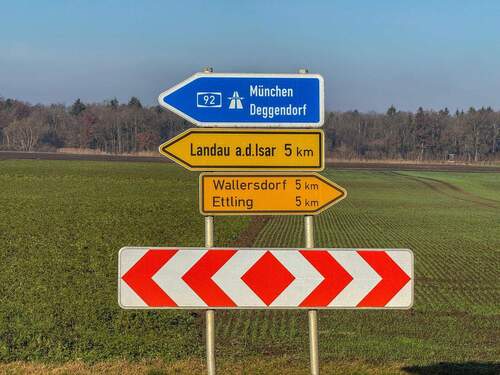 kurze Wege - Doppelhaushälfte mit 134,40 m&sup2; in Landau zum Kaufen