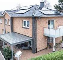 Top-Lage bei Oldenburg trifft auf flexibles Wohnen: Traumhaus mit Einliegerwohnung für Familie & Generationen - Rastede / Wahnbek