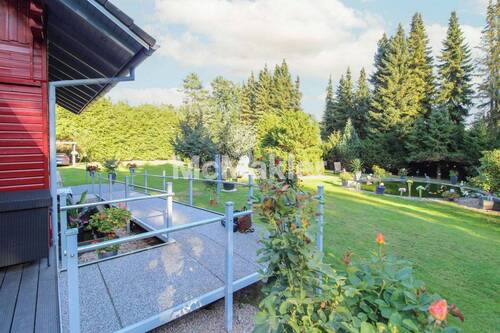 Gartenansicht mit Rampe - 